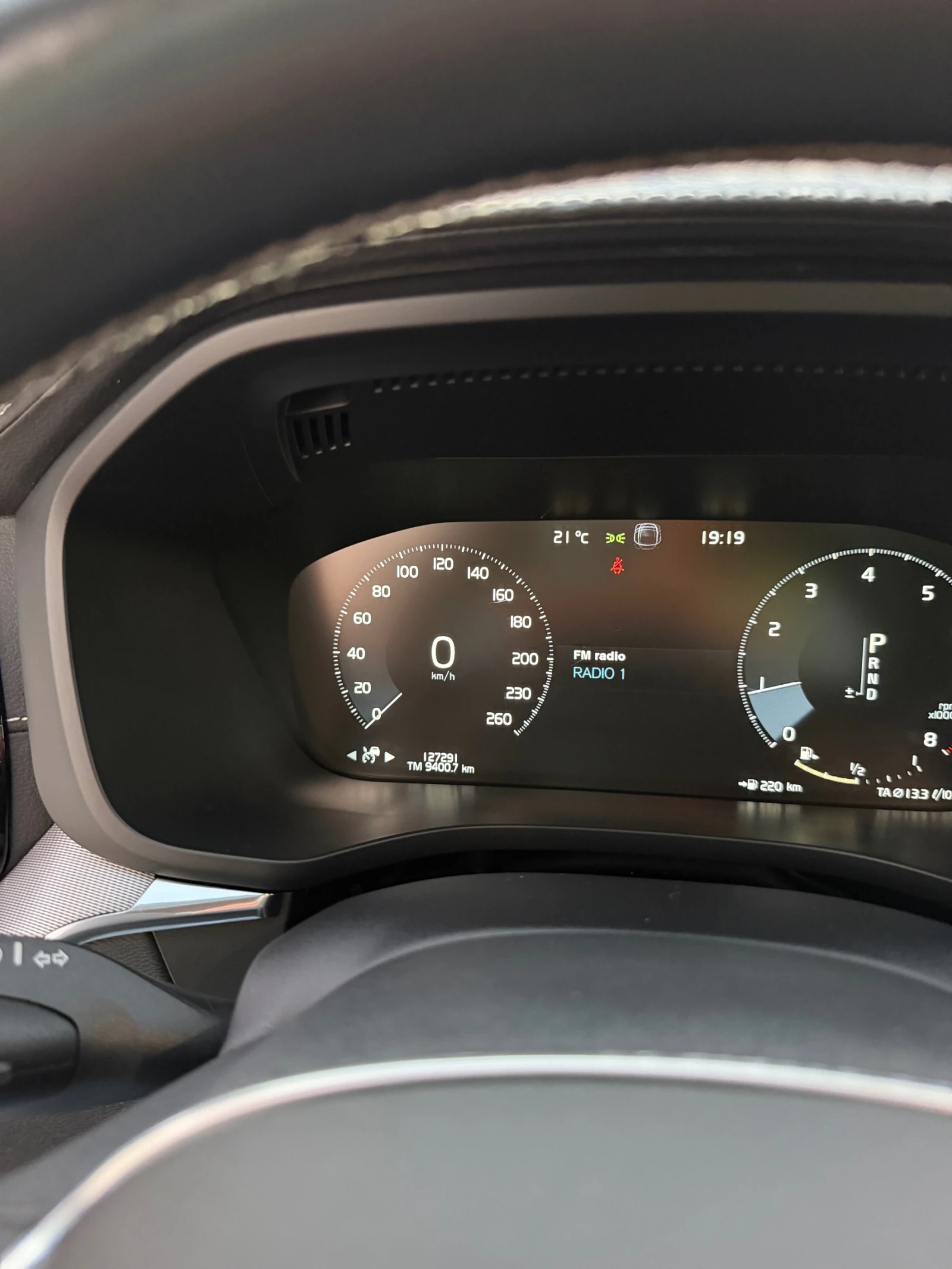 Volvo XC60 T6 R Design, снимка 7 - Автомобили и джипове - 56262496