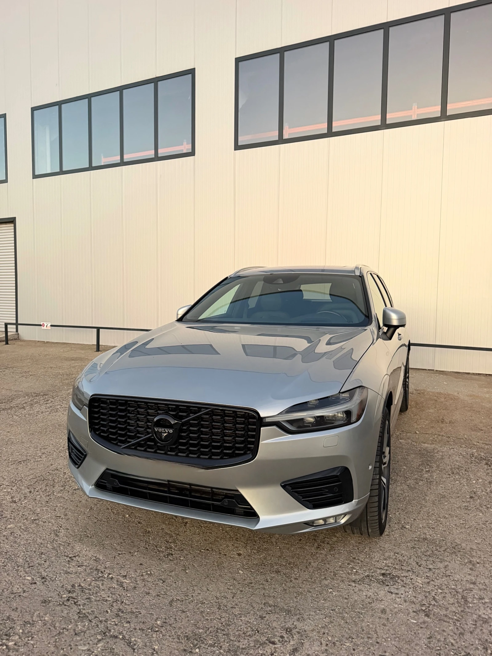 Volvo XC60 T6 R Design