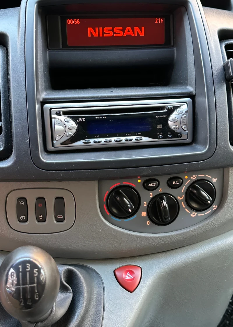 Nissan Primastar 2.0 DCi 90к.с. 2013г., снимка 9 - Бусове и автобуси - 51556056