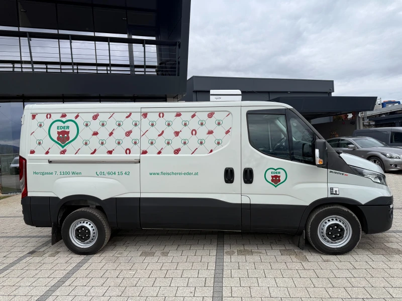 Iveco Daily 35S17 3.0HPI Хладилен + Клима 2 странични врати, снимка 7 - Бусове и автобуси - 53247745