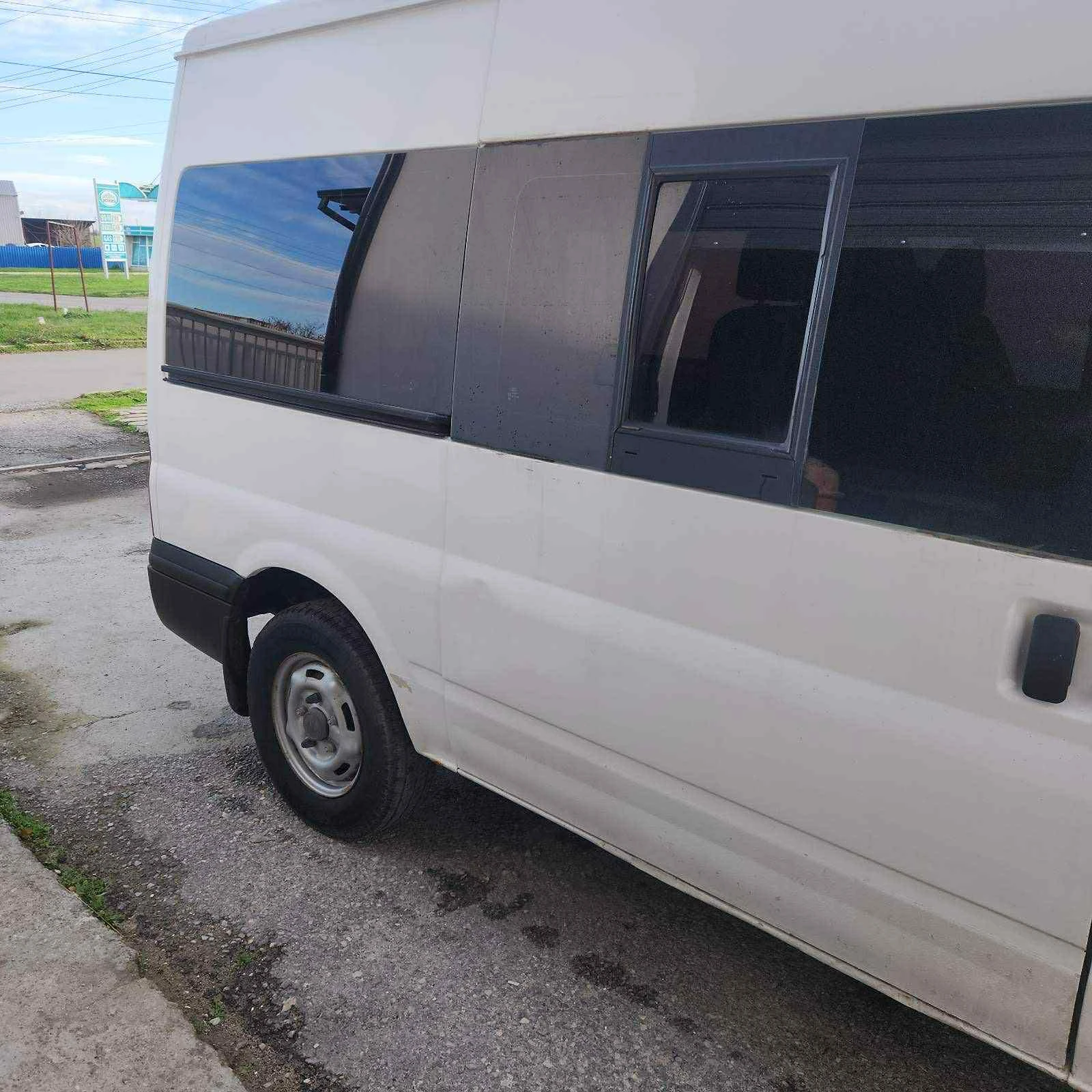 Ford Transit 330 - изображение 10