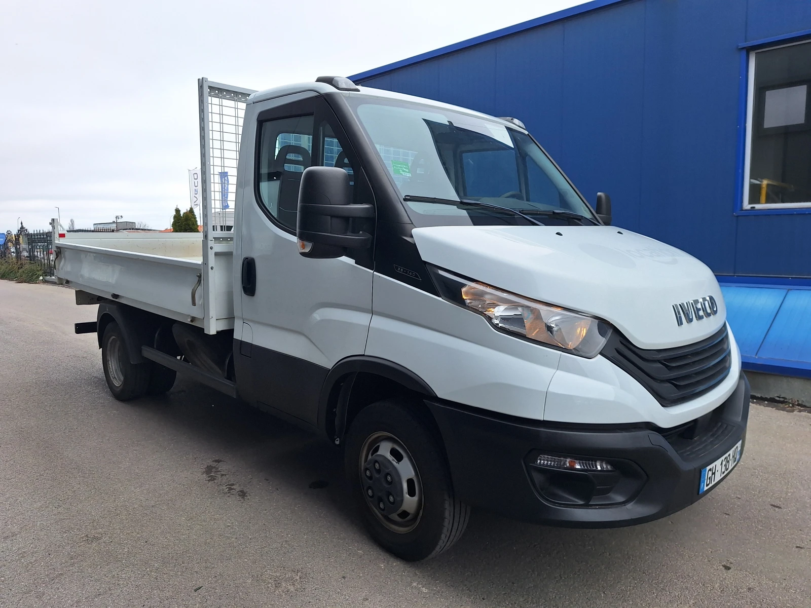 Iveco Daily 35C14, снимка 3 - Бусове и автобуси - 54030380