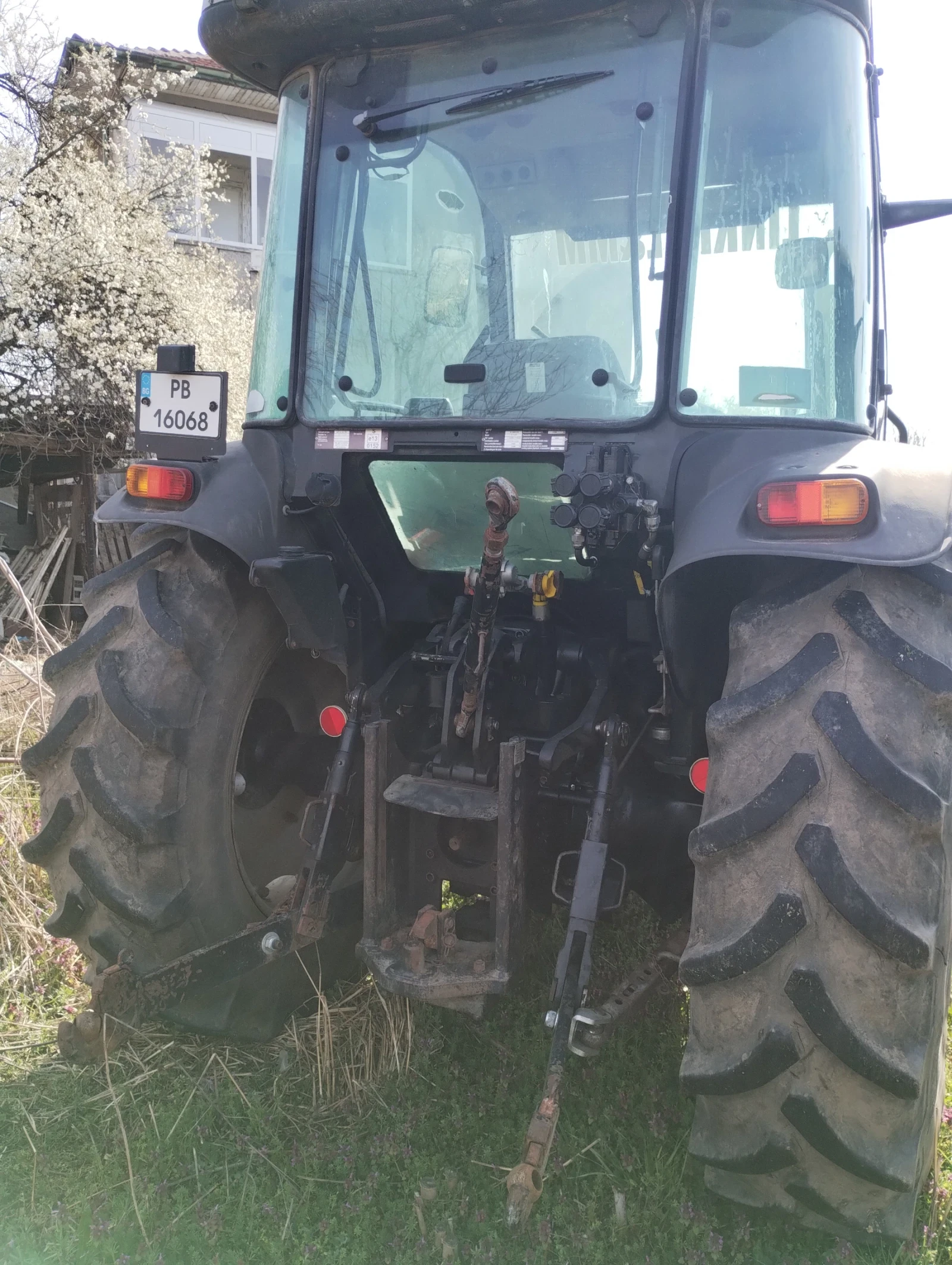 Трактор Hattat A110, снимка 5 - Селскостопанска техника - 54043152