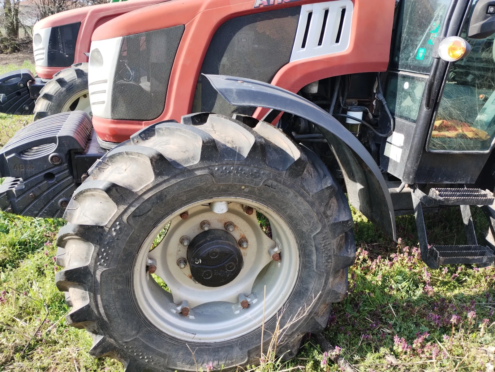 Трактор Hattat A110, снимка 2 - Селскостопанска техника - 54043152