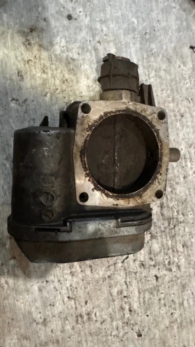 Дроселова Клапа за Mercedes ML - 1121410025 / 0205003046, снимка 2 - Части - 53026109