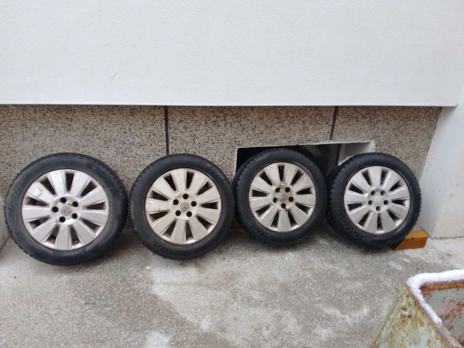 ���� � ������ 205/55R16 �� Opel Vectra | Mobile.bg � ����������� 1