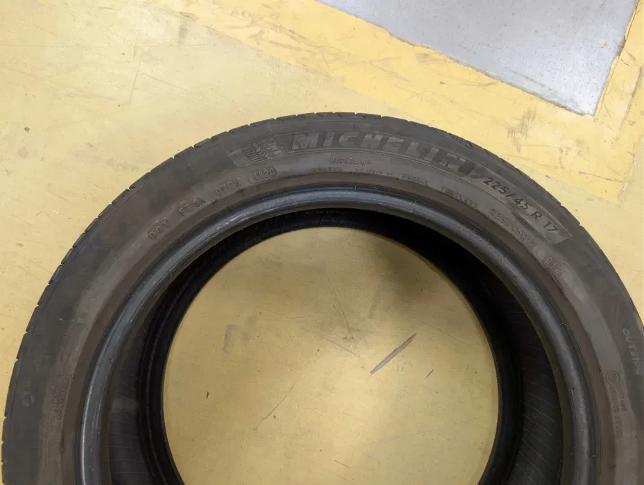 ���� 225/45R17 | Mobile.bg � ����������� 5