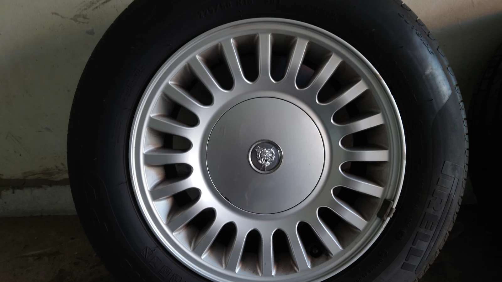 Джанти за Jaguar Xj, снимка 2 - Гуми и джанти - 53975065