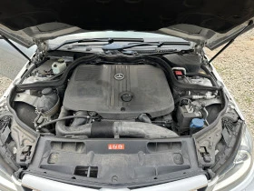 Mercedes-Benz C 220, снимка 15