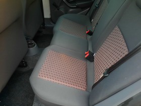 Seat Ibiza, снимка 7 - Автомобили и джипове - 44148596