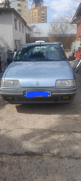 Renault 19, снимка 1 - Автомобили и джипове - 45688177