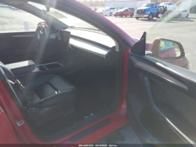 Tesla Model Y AWD* DUALMOTOR* KEYLESS* КАМЕРА*  | Auto.bg — изображение 9