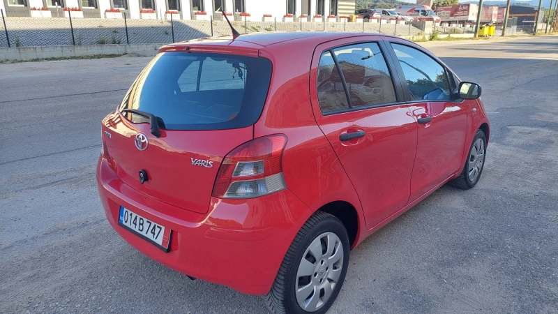 Toyota Yaris 1.33VVT-I FACELIFT Германия ОТЛИЧНА, снимка 8 - Автомобили и джипове - 46850454