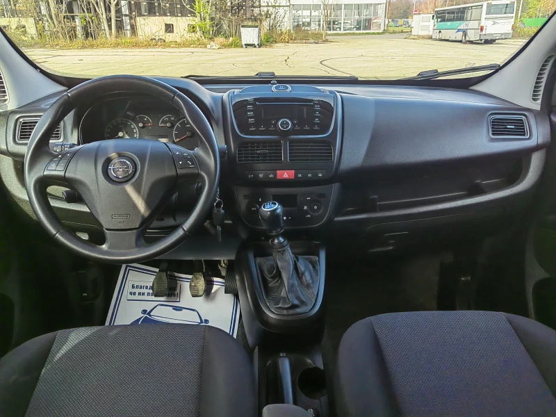 Opel Combo 1.4i SWISS, снимка 8 - Автомобили и джипове - 48018383