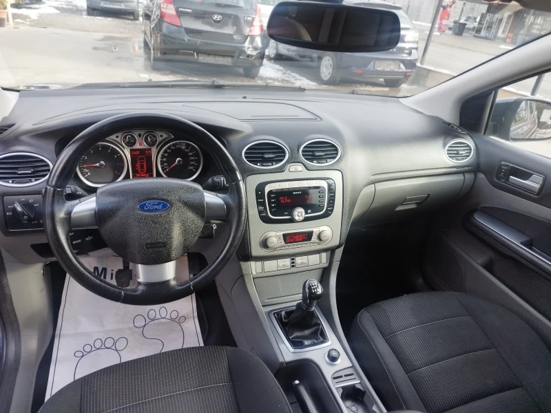 Ford Focus 1.6i, снимка 12 - Автомобили и джипове - 48056824