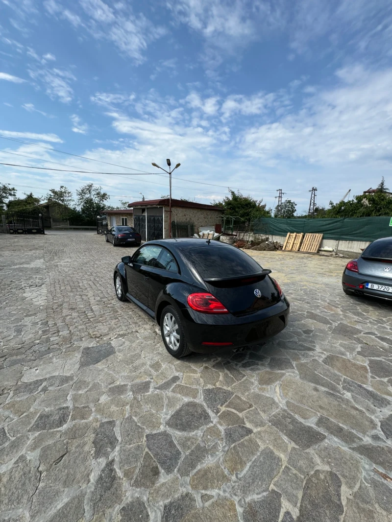 VW New beetle, снимка 3 - Автомобили и джипове - 48312403