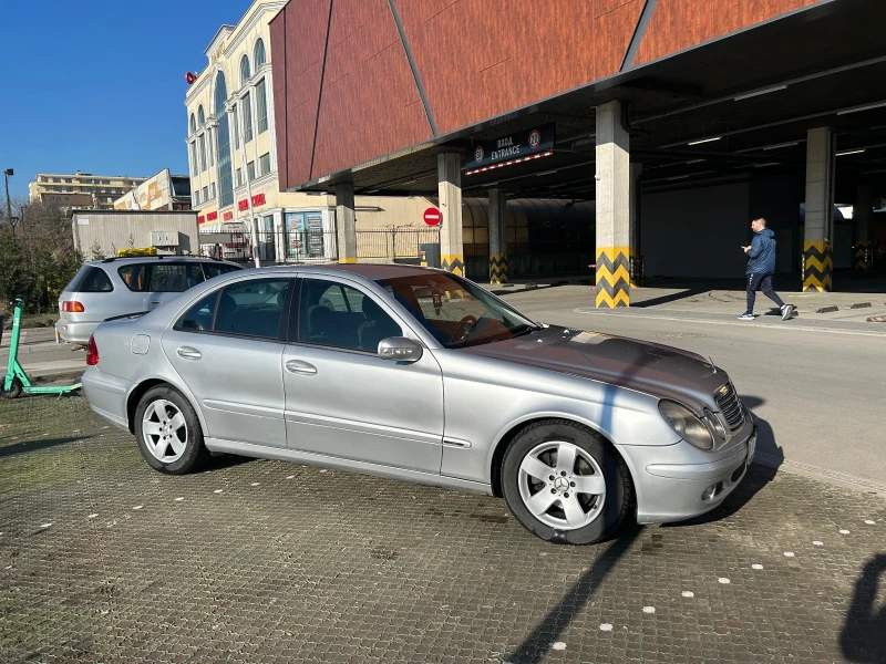 Mercedes-Benz E 270, снимка 4 - Автомобили и джипове - 48649060