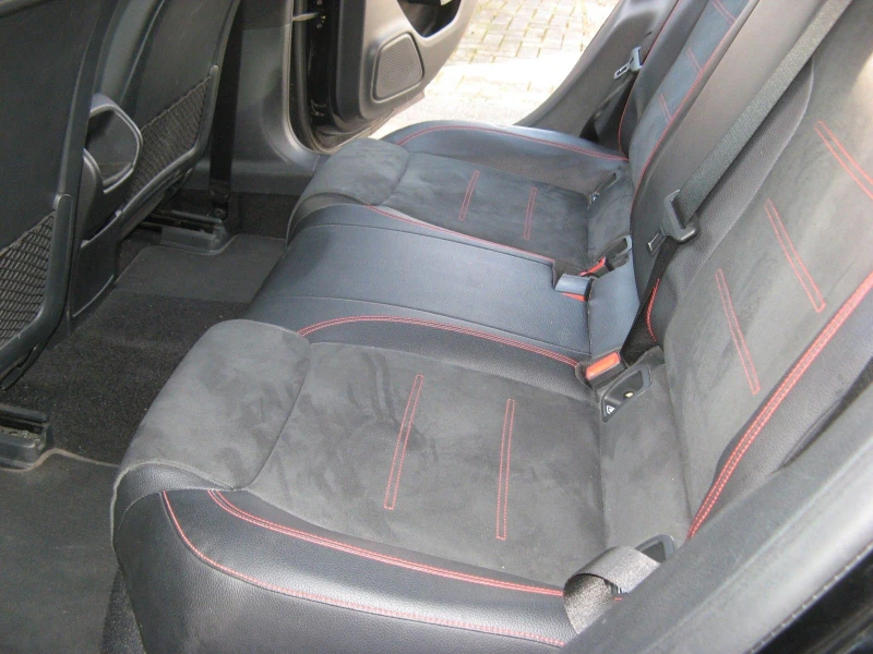 Mercedes-Benz CLA 200 AMG/170HP/NAVI/KLESS/CAM/AMBI/TSR/437v, снимка 6 - Автомобили и джипове - 50302199