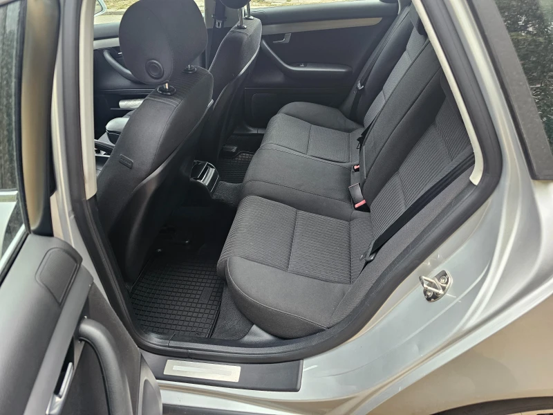 Audi A4 TFSI, снимка 7 - Автомобили и джипове - 51952185