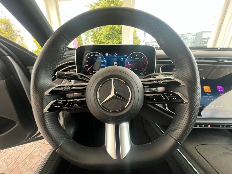 Mercedes-Benz E 220 d/4MATIC/197HP/AMG-PACK/PANO/DISTRONIC/152D, снимка 8 - Автомобили и джипове - 52078667
