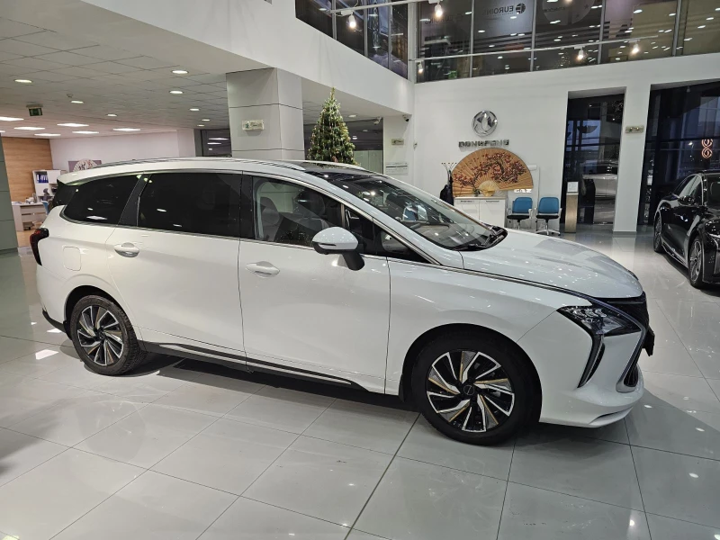 DONGFENG M4-YACHT 1.5 T, снимка 2 - Автомобили и джипове - 52654721