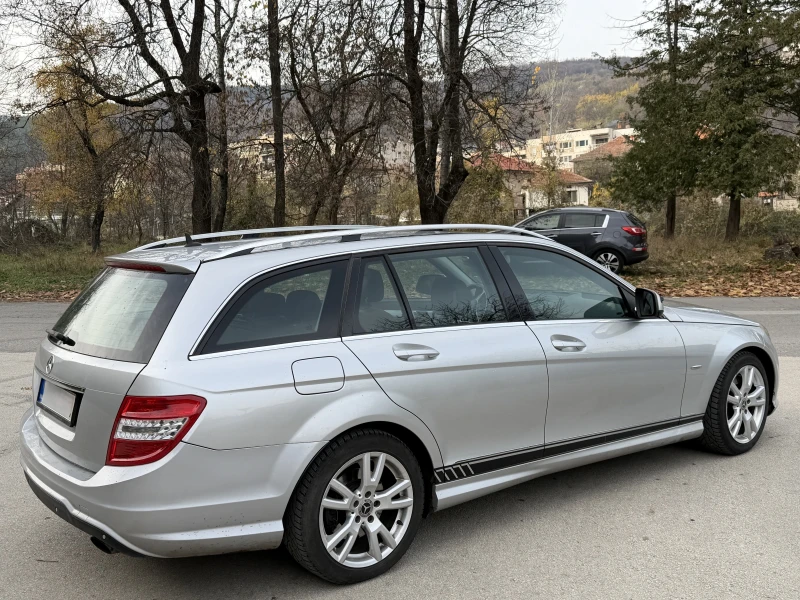 Mercedes-Benz C 320 CDI, снимка 4 - Автомобили и джипове - 52497094
