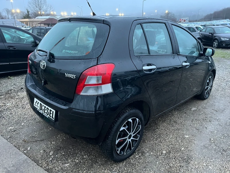 Toyota Yaris 1.4d4d-90-FEIS-ITALIA, снимка 8 - Автомобили и джипове - 53002263