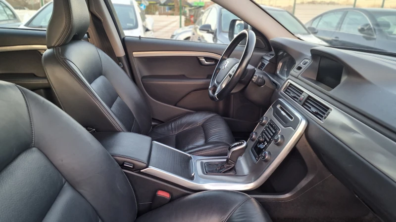 Volvo Xc70 2.4D4 SUMMUM 4X4 кожа нави памет подгрев тегличв, снимка 12 - Автомобили и джипове - 53139524
