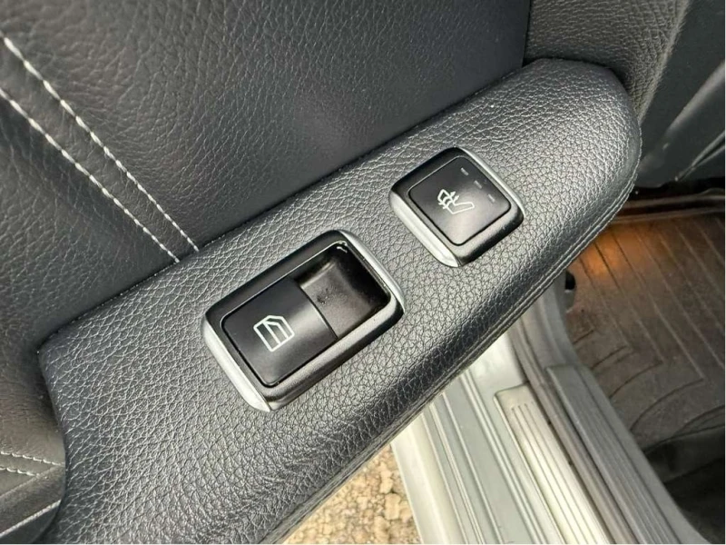 Mercedes-Benz E 350 * CARFAX * ЦЕНА ДО БГ, снимка 16 - Автомобили и джипове - 53178900