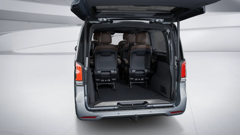 Mercedes-Benz V 300 d 4Matic Extralong = MGT Conf = AMG Line Гаранция, снимка 8 - Автомобили и джипове - 53261681