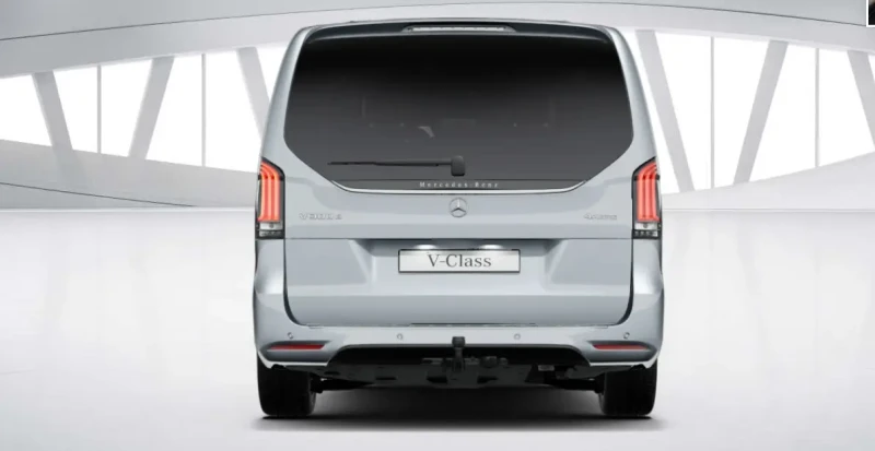 Mercedes-Benz V 300 d 4Matic Extralong = MGT Conf = AMG Line Гаранция, снимка 4 - Автомобили и джипове - 53261681