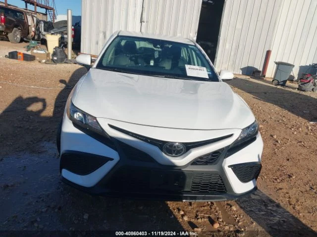 Toyota Camry 2023 TOYOTA CAMRY SE, снимка 3 - Автомобили и джипове - 48577612