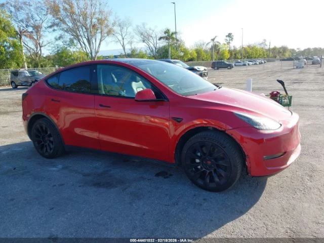 Tesla Model Y AWD* DUALMOTOR* KEYLESS* КАМЕРА*  | Auto.bg — изображение 1