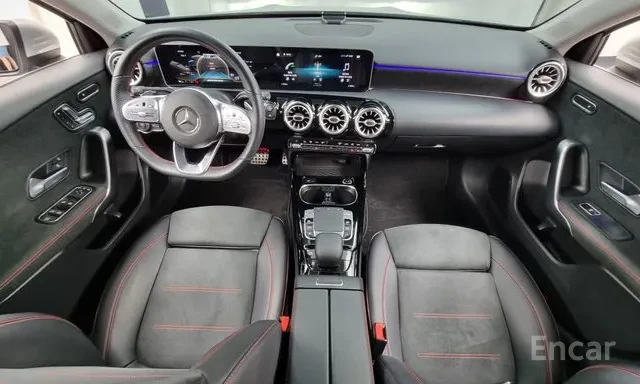 Mercedes-Benz A45 AMG 4MATIC+ * Алкантара* КАМЕРА, снимка 6 - Автомобили и джипове - 55736740