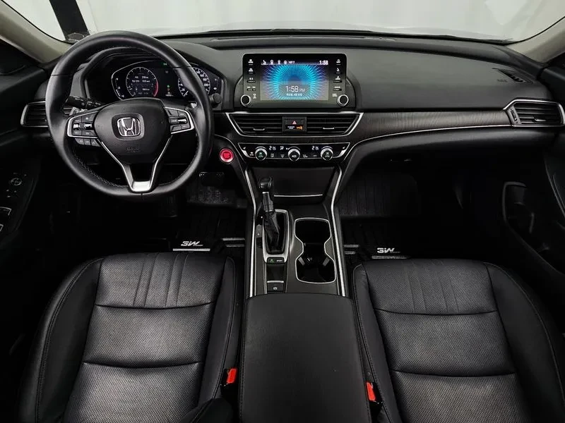 Honda Accord 10Th Generation 1.5 Turbo, снимка 12 - Автомобили и джипове - 56068828