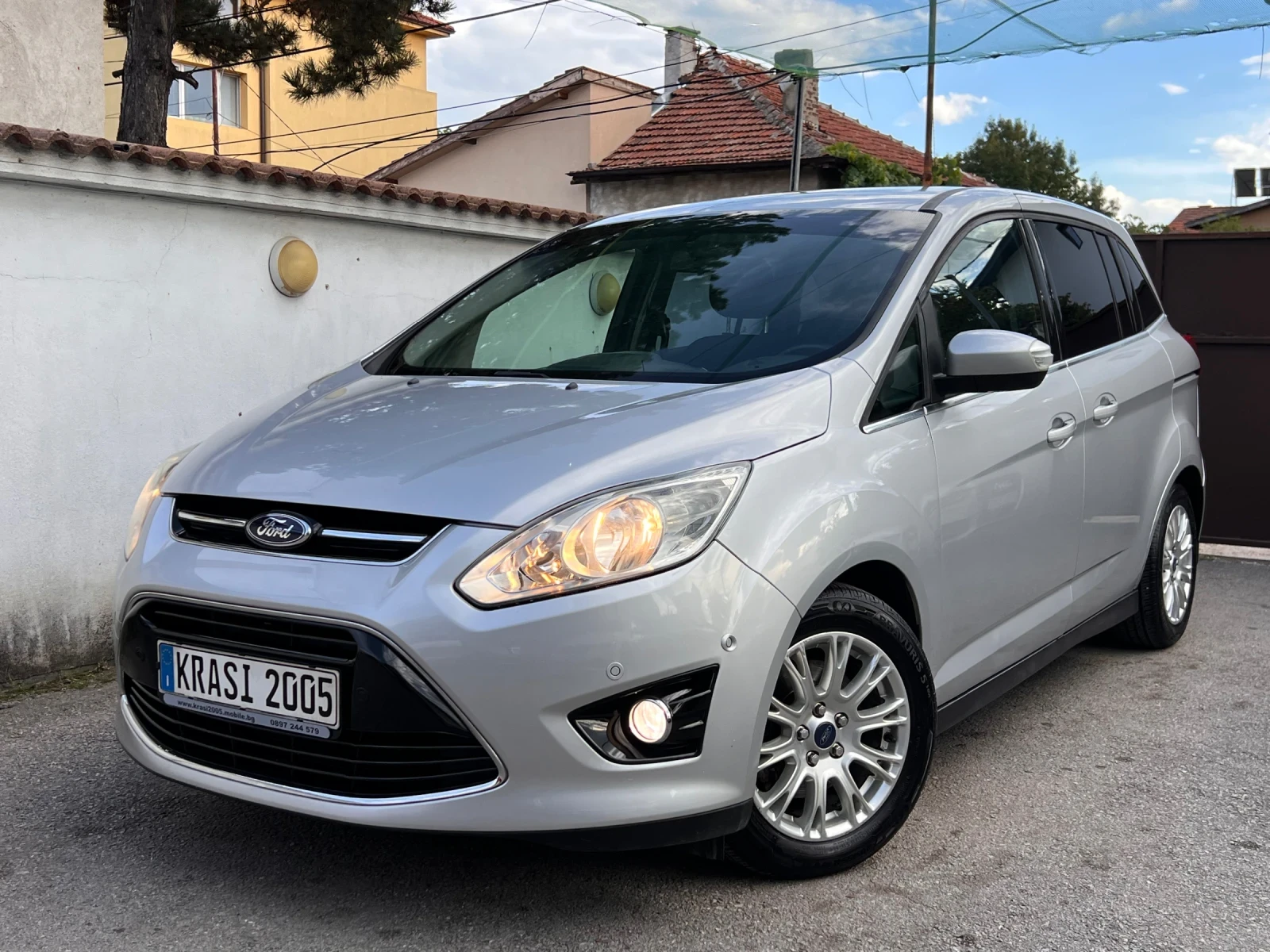 Ford C-max GRAND C-MAX 1, 6I TITANIUM ГАЗОВ ИНЖЕКЦИОН 155000К - [1] 