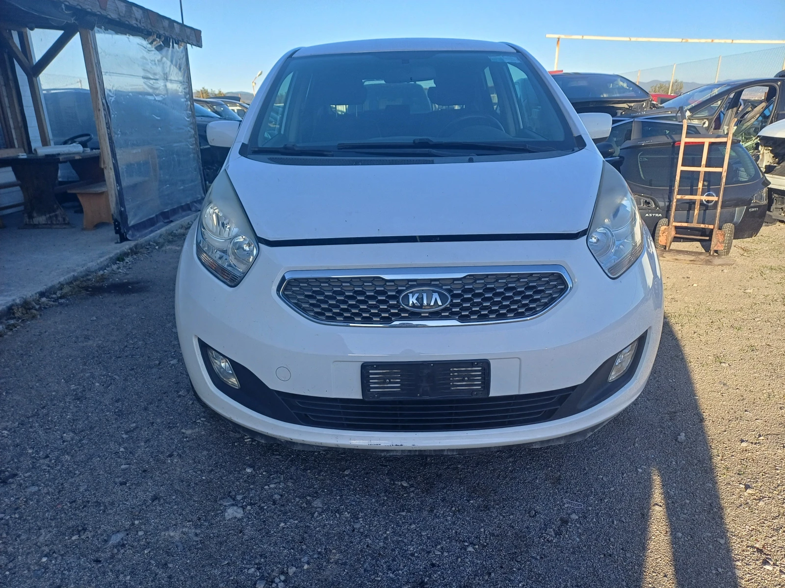 Kia Venga 1.4i-на части - [1] 