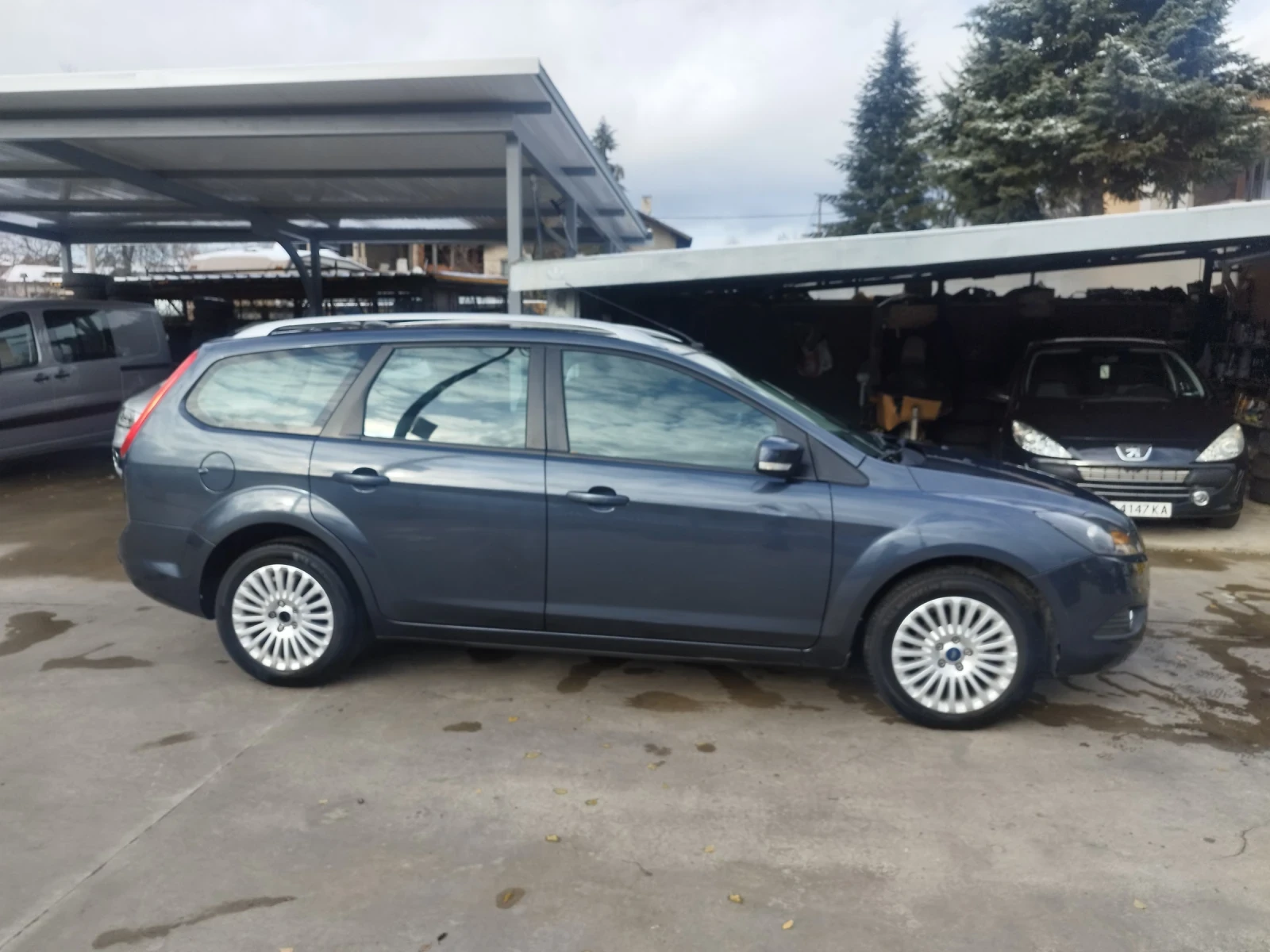 Ford Focus 1.6i - изображение 3