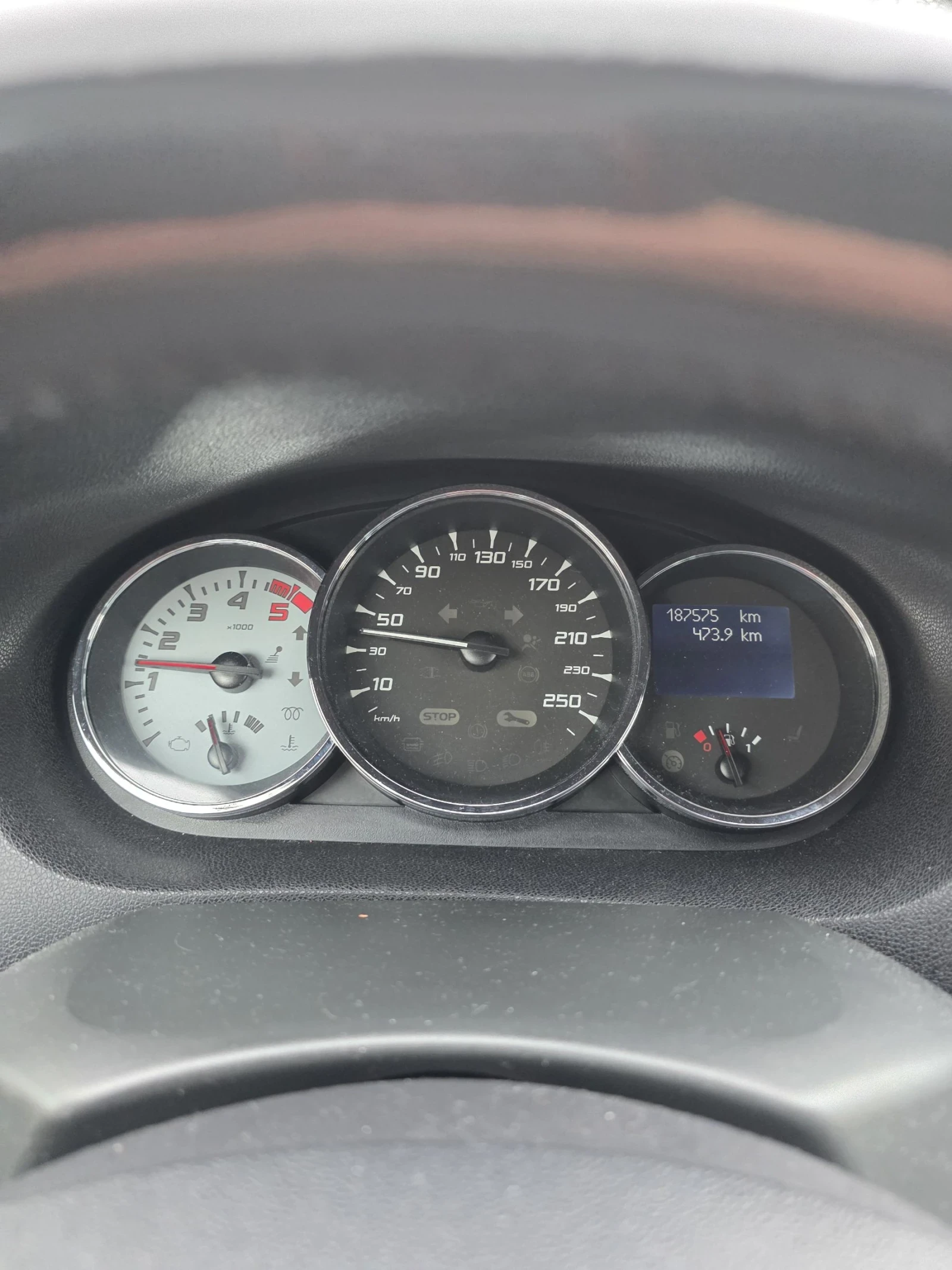 Renault Megane GrandTour GT Line 2011 1.5 dci, 81 ���, 110 �.�. | Mobile.bg � ����������� 5