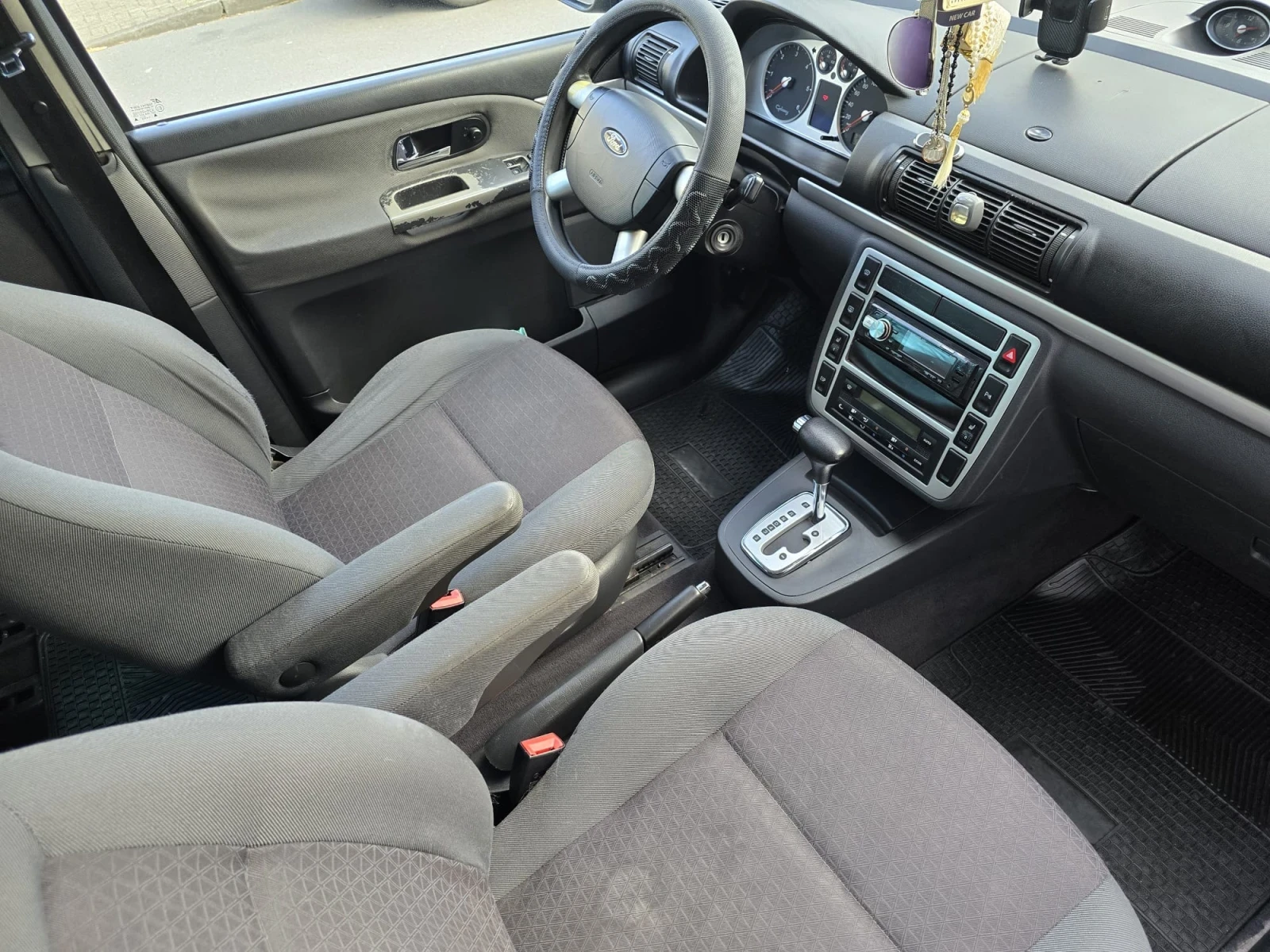 Ford Galaxy  - изображение 8