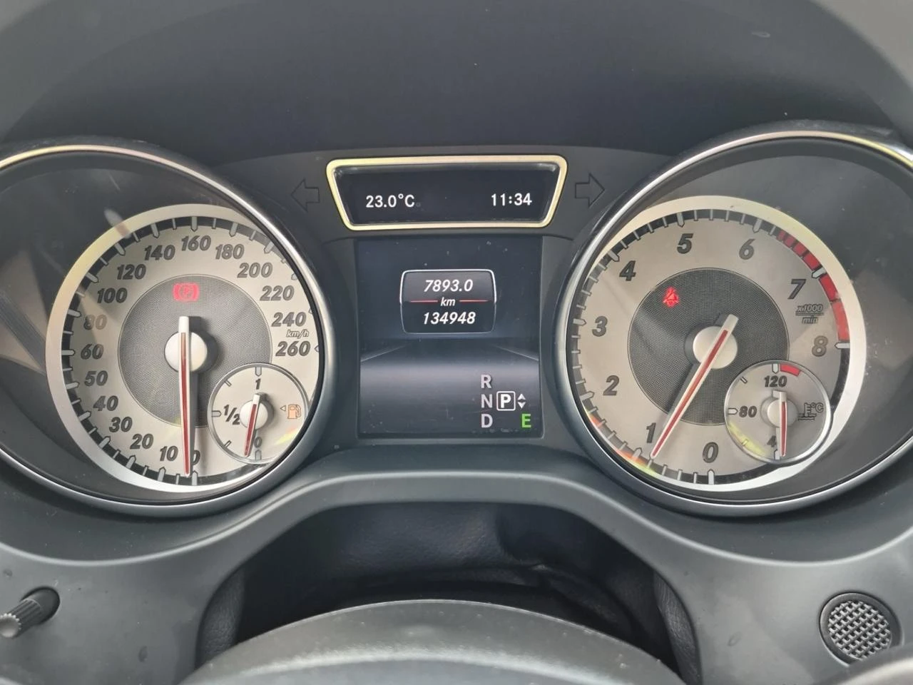 Mercedes-Benz CLA 250 4MATIC БЕЗ ПЪРВОНАЧАЛНА ВНОСКА'КАРФАКС' - изображение 7