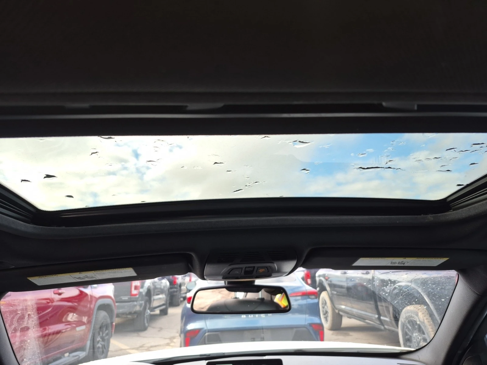 BMW 330 XDRIVE * * CARFAX * * АВТО КРЕДИТ * *  - изображение 8