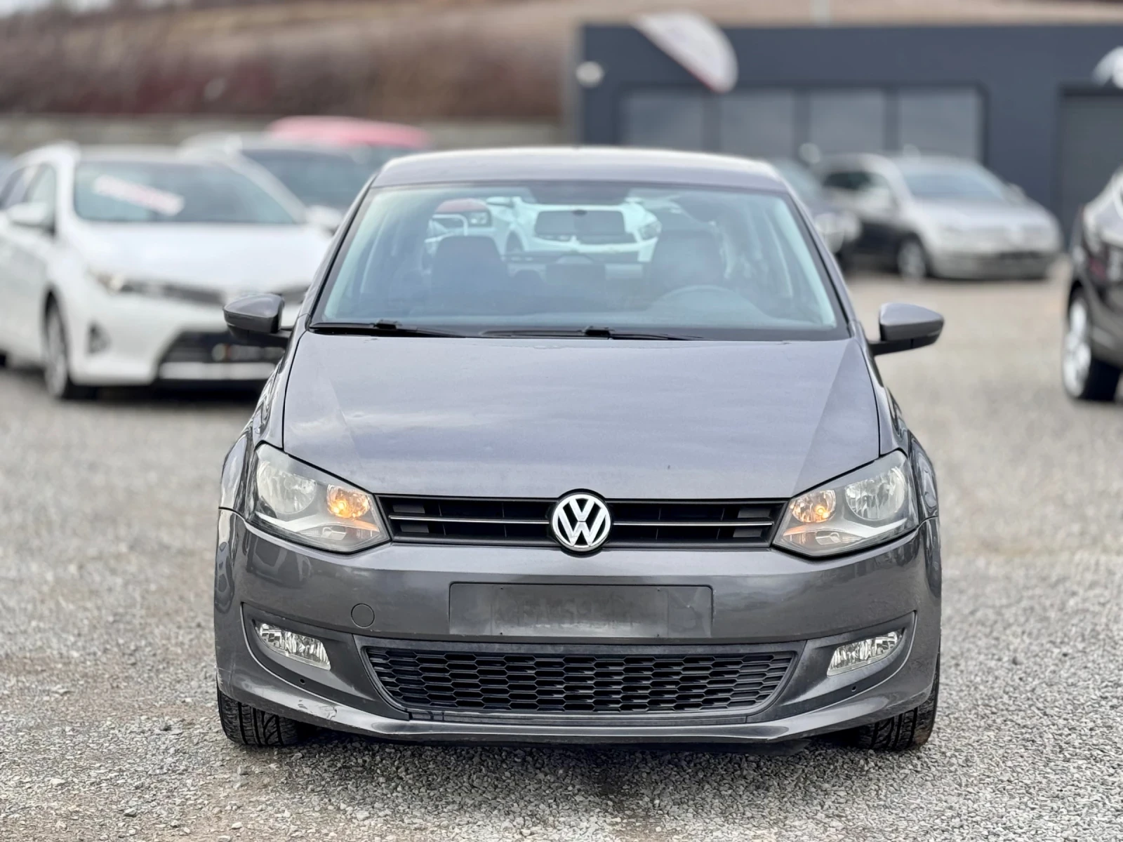 VW Polo 1.2i Климатик Euro5А - изображение 2