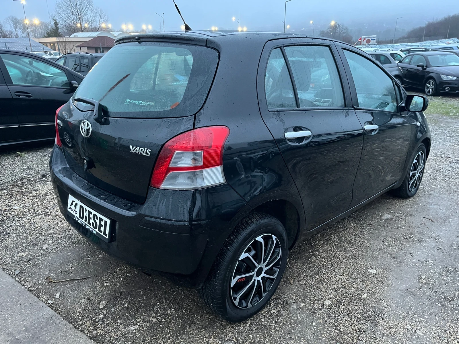 Toyota Yaris 1.4d4d-90-FEIS-ITALIA - изображение 8