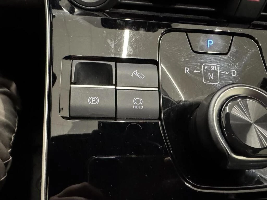 Toyota bZ4X LE* �������* ������* Sunroof* �� ���������������� | Mobile.bg � ����������� 15