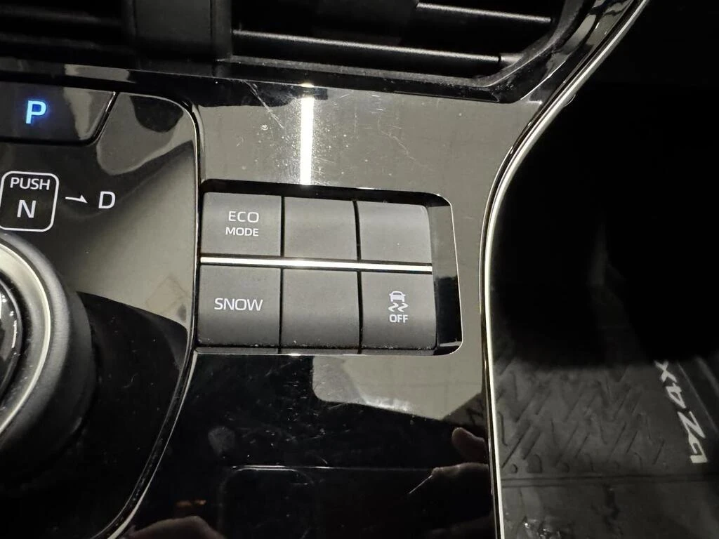 Toyota bZ4X LE* �������* ������* Sunroof* �� ���������������� | Mobile.bg � ����������� 13