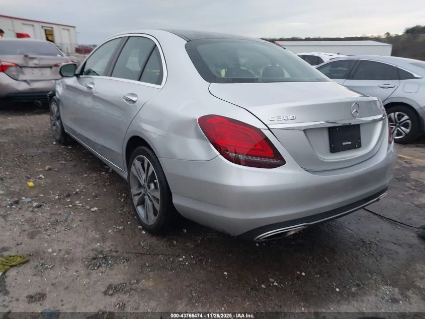 Mercedes-Benz C 300 2l 4Matic - изображение 3