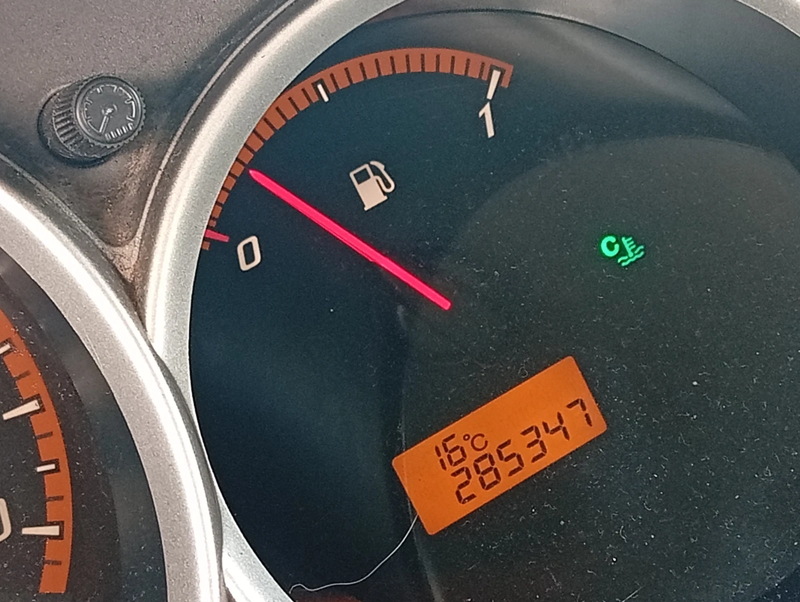 Honda Jazz 1.4 idsi, снимка 13 - Автомобили и джипове - 53970915