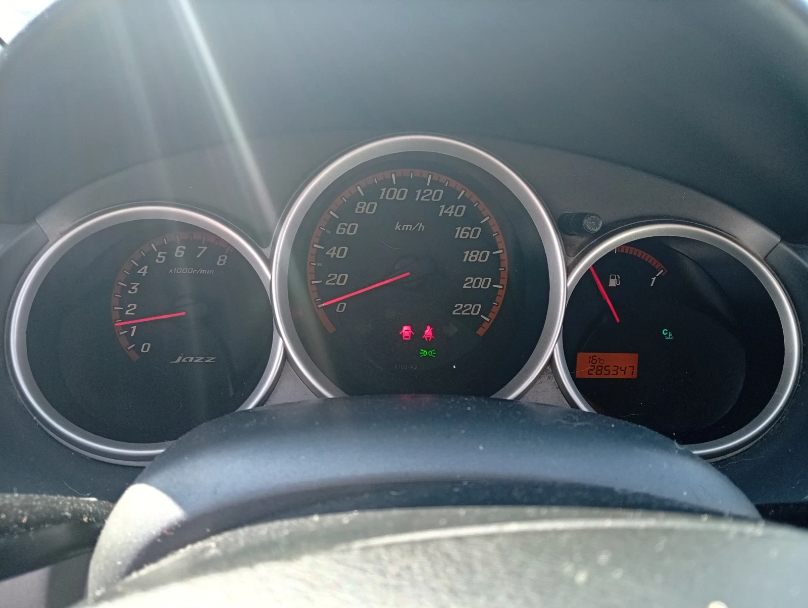 Honda Jazz 1.4 idsi, снимка 17 - Автомобили и джипове - 53970915