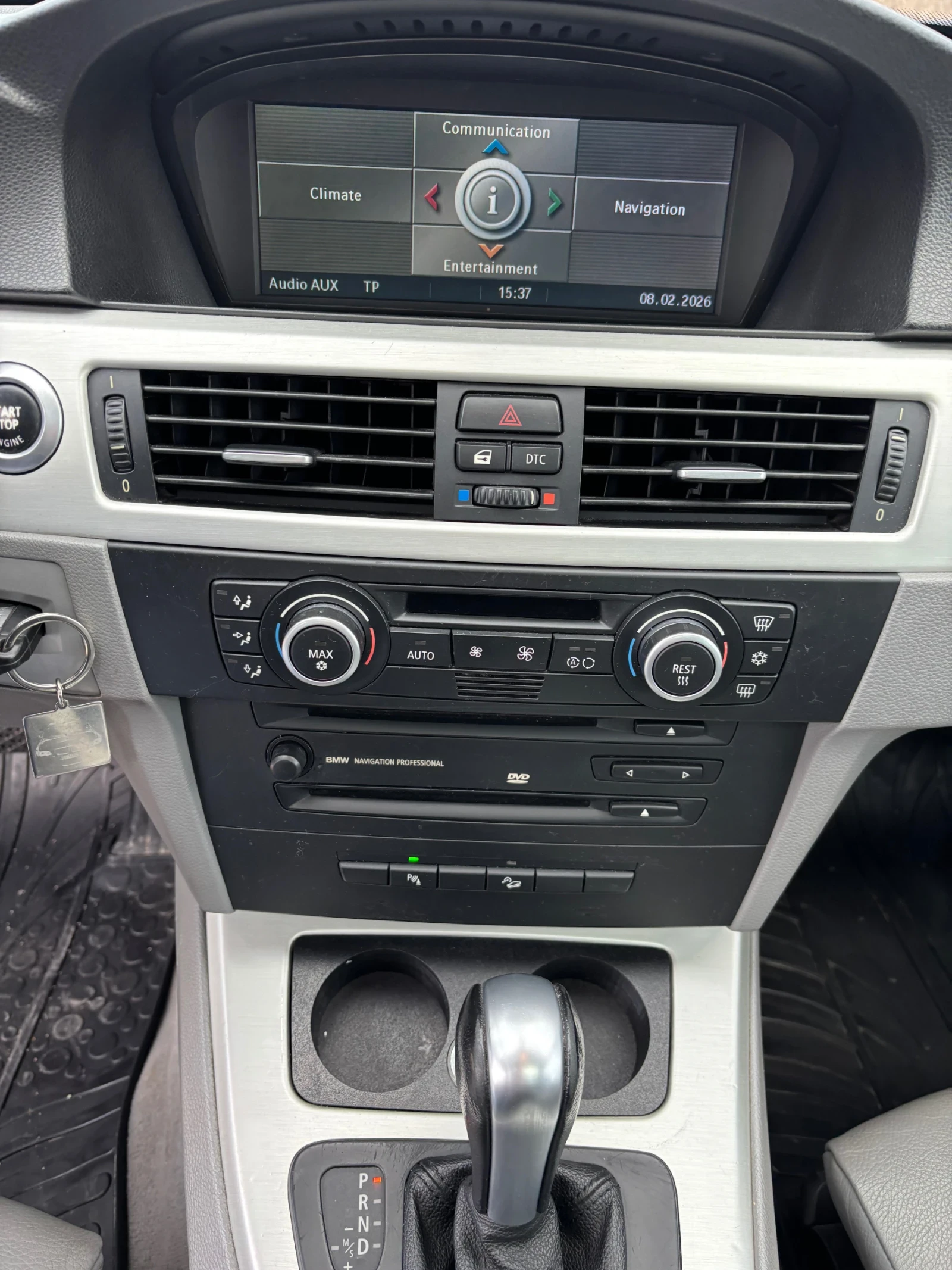 BMW 330 M-PACKET | DISTRONIK, снимка 7 - Автомобили и джипове - 53991015